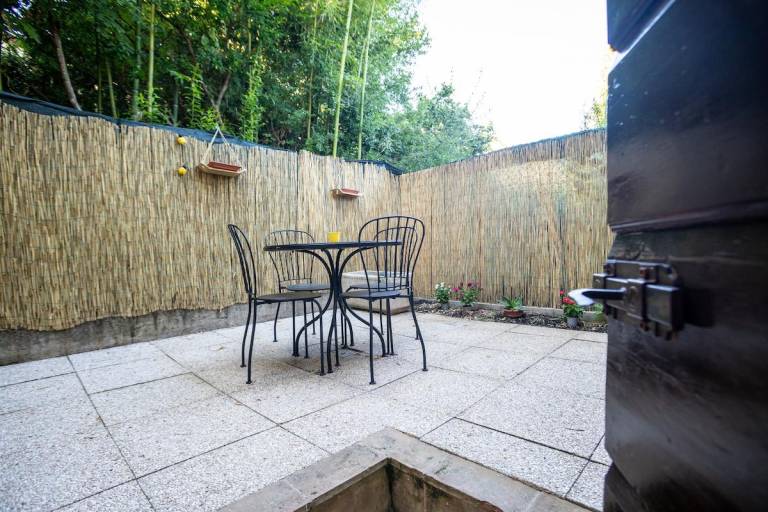 Vacation home with barbeque, terrace & yard in San Quirico d'Orcia