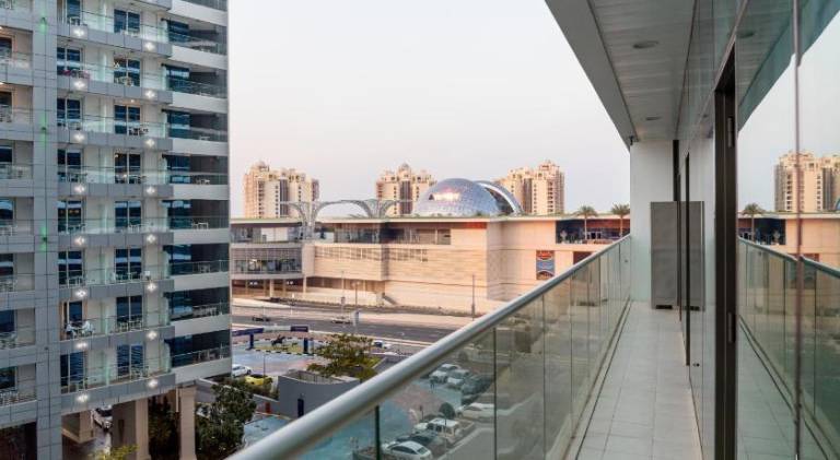Fully equipped charming rental apartment with private pool | Near Palm Jumeirah | Beach nearby | Perfect for remote work | Pet-friendly — photo 4