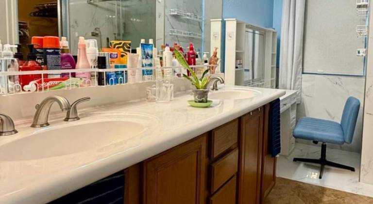 Fully equipped ample vacation home with patio & grill | Suitable for remote work | Pet-friendly — photo 3