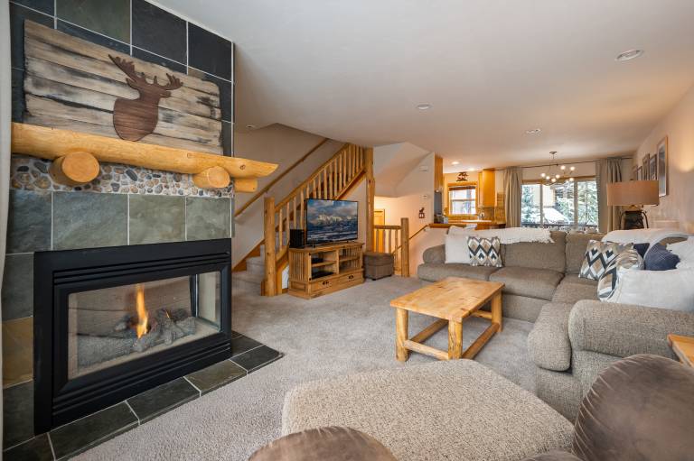 Downtown WP Townhome 124 I Private Hot Tub I Great Views I Bunk Room I Discounted Attractions — photo 3
