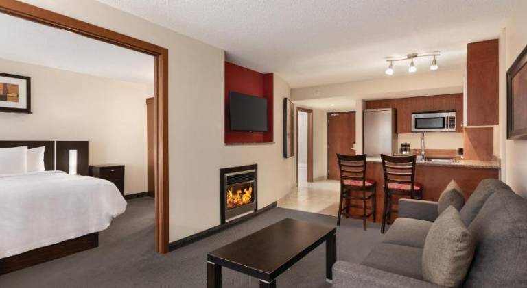 Embassy Suites by Hilton Montreal in Montréal, QC