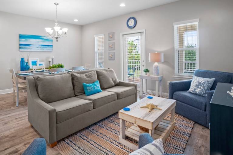 Child-friendly vacation home with heated pool, terrace & barbeque | Sea view | Pets allowed — photo 2