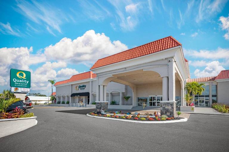 Quality Inn & Suites Conference Center — photo 4