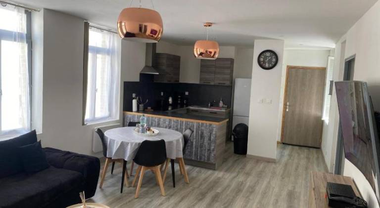 Apartment with 2 rooms for 6 persons — photo 3