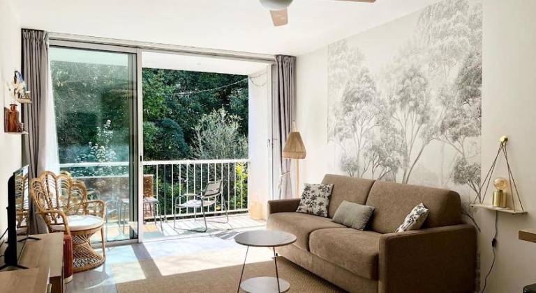 Apartment with patio in La Valette-du-Var