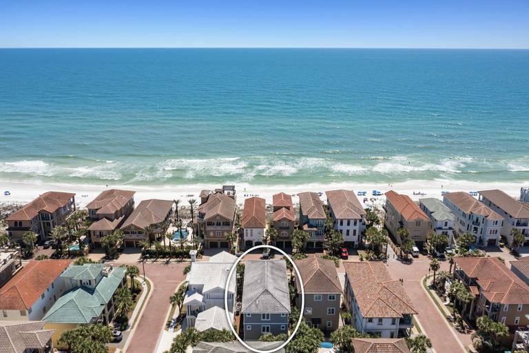 Villa Playa - Vacation House in Destiny by the Sea Near the Beach with Private Pool — photo 4