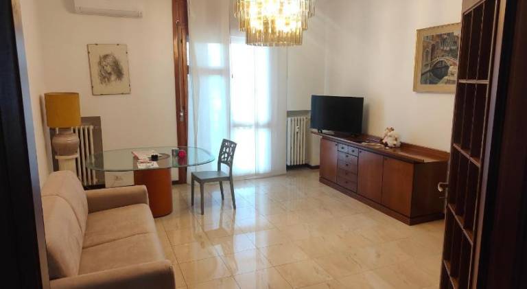 Apartment with 2 rooms for 5 persons — photo 2