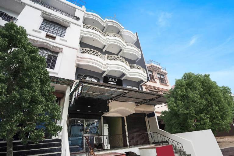 Super Collection O Rajapur Circuit House