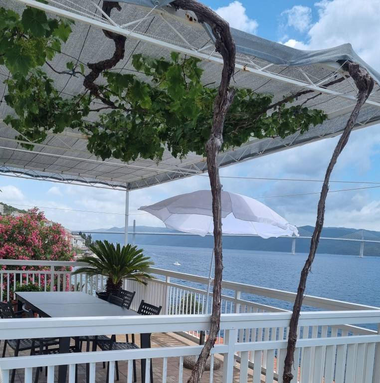 Apartment with terrace & BBQ | Sea view — photo 2