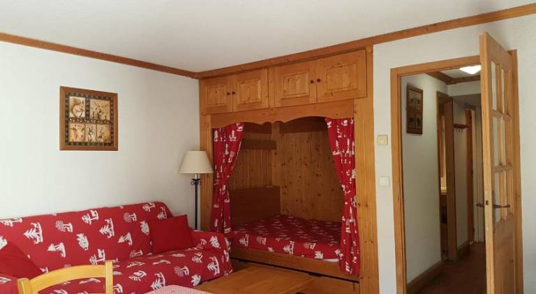 Holiday apartment with patio in Les Houches