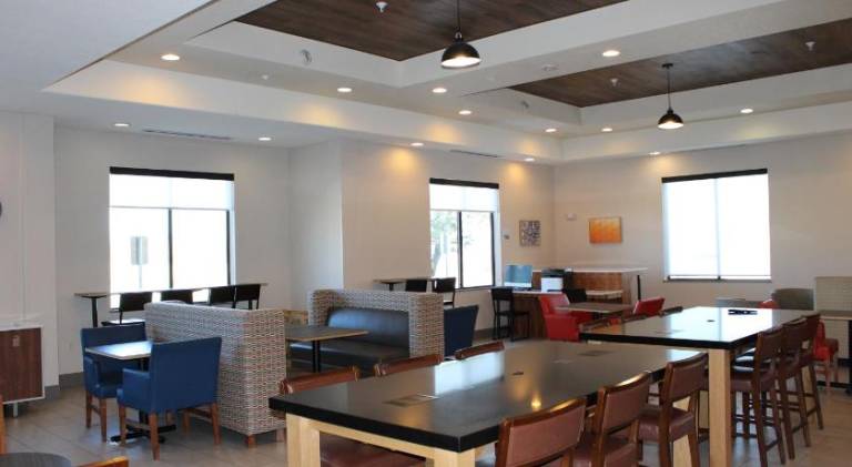 Holiday Inn Express & Suites Truth or Consequences by IHG — photo 5
