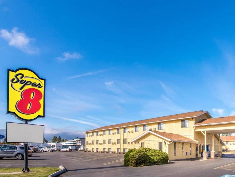 Super 8 By Wyndham Missoula/Brooks Street in Missoula, MT