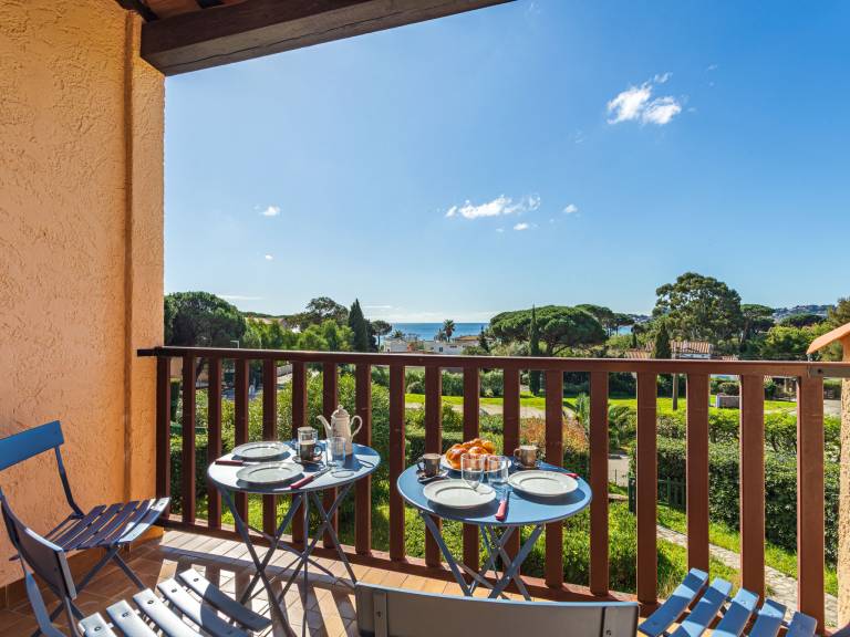Holiday apartment with terrace | Sea view — photo 4