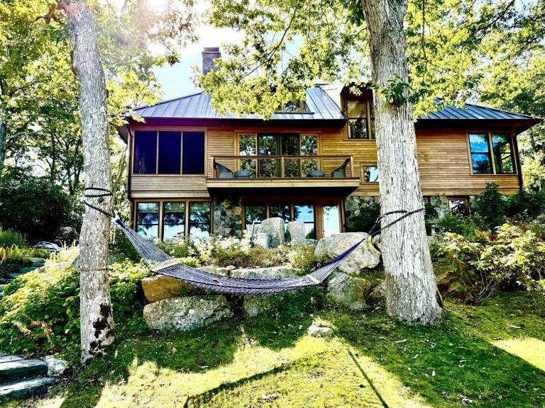 House Woods Hole