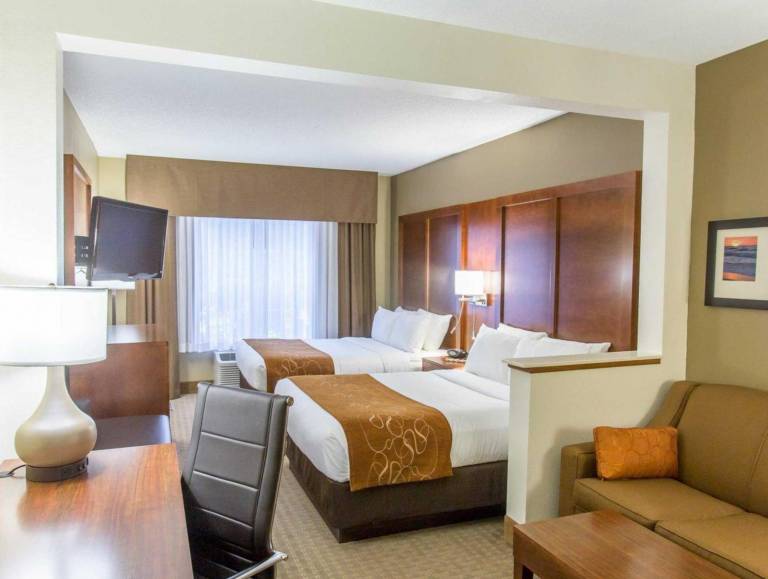 Comfort Suites Marquette