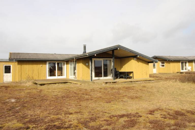 Lovely vacation home with patio | Beach nearby | Dogs allowed in Hvide Sande