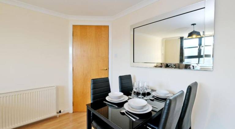 Apartment with 2 rooms for 4 persons — photo 3