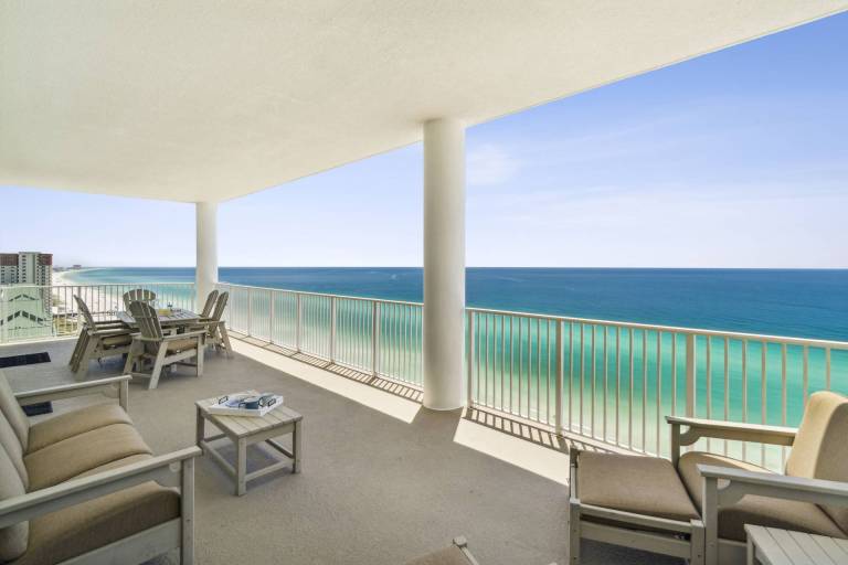 Ocean Ritz 2101 4 4