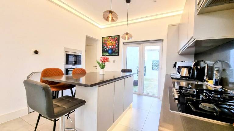 House  Surbiton