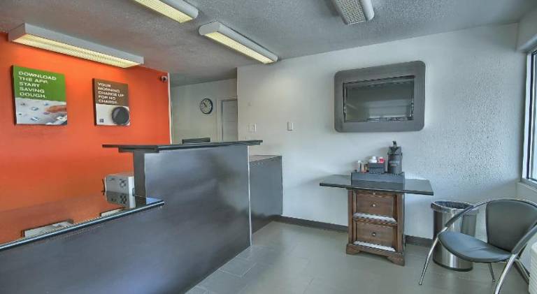 Motel 6 Lima, OH — photo 4