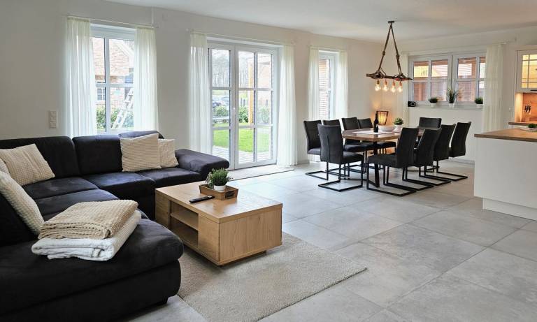 2022 erbautes Ferienhaus Emilia - mit Sauna und eingezäuntem Garten. — photo 3