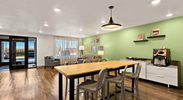 WoodSpring Suites Fort Collins — photo 3