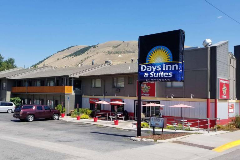 Days Inn and Suites by Wyndham Downtown Missoula-University in Missoula, MT