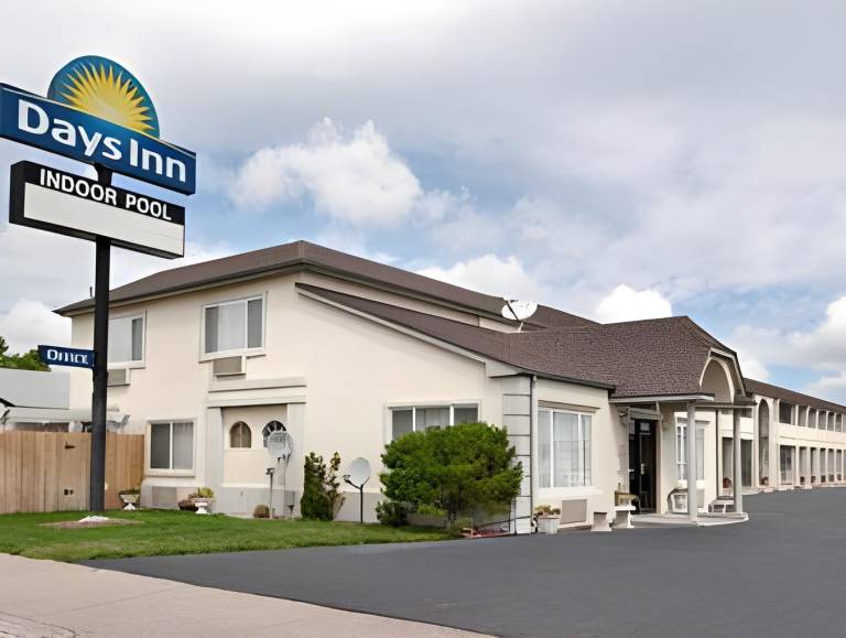Days Inn by Wyndham Kimball