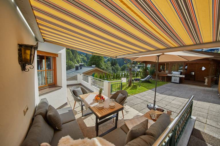 Chalet mit Hund in Viehhofen für max. 13 Personen Chalet mit Hund in Viehhofen für max. 13 Personen