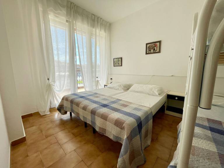 Holiday apartment with pool — photo 3