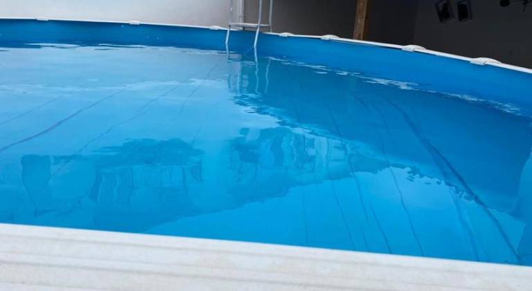 Vacation home with barbeque & private pool — photo 5