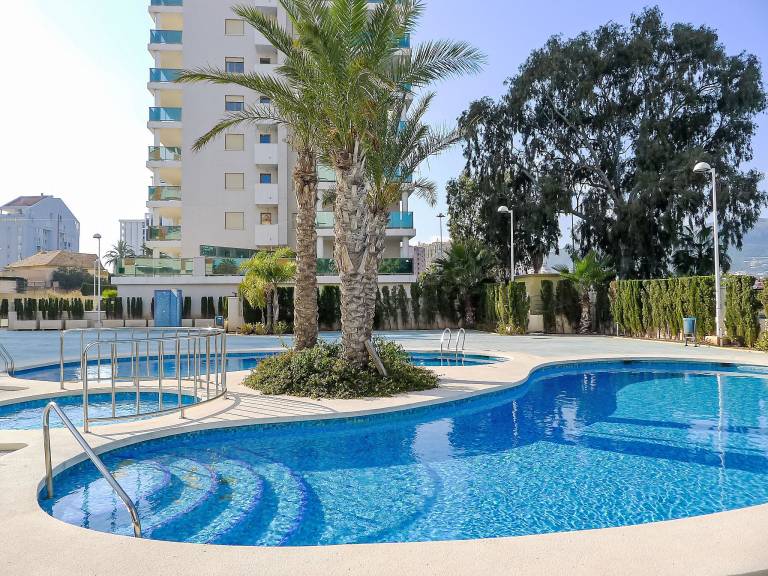 Ferienwohnung mit Pool in Calp, Costa Blanca f&uuml;r max. 4 Personen