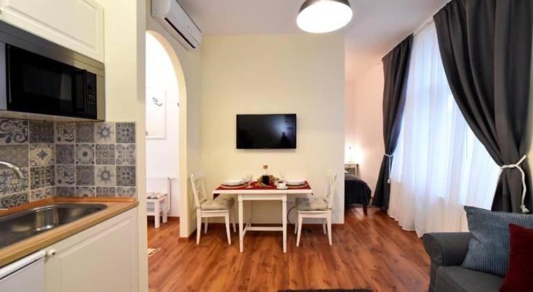 Charming holiday apartment | Next to Ban Jelačić Square | Good for workation | Pet-friendly — photo 3