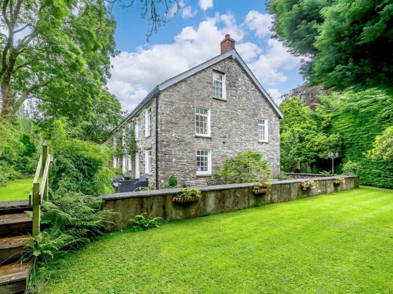 Cottage  Felindre