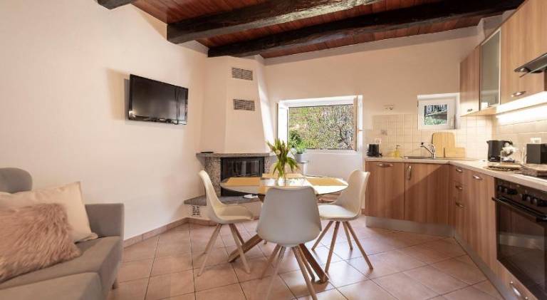 Rental apartment with terrace | Dogs allowed — photo 2