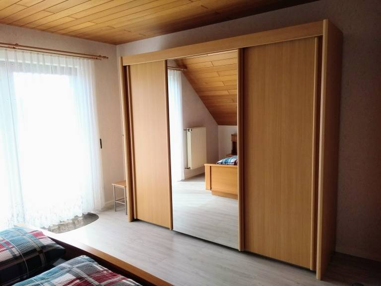 Ferienwohnung Weisenheim am Berg