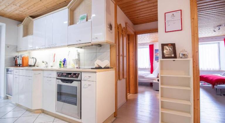 Holiday apartment with 3 rooms for 6 persons in Arosa