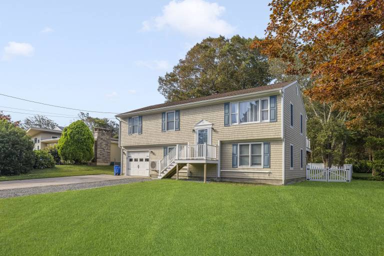 House Narragansett