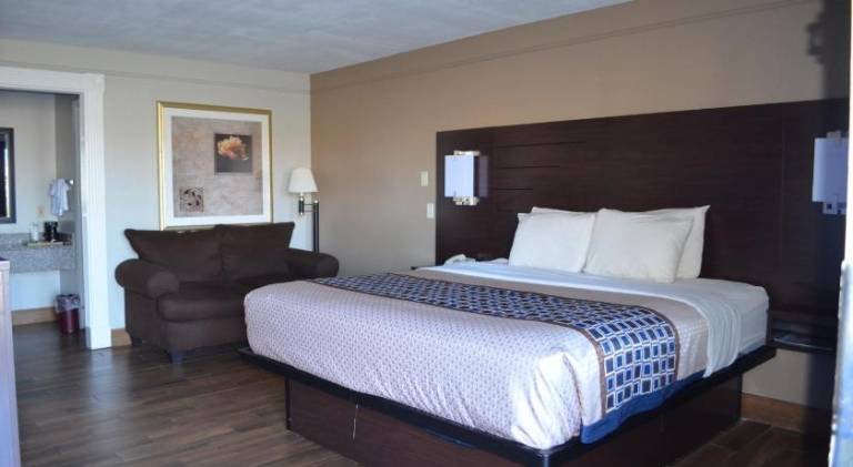 Hill Country Inn — photo 2