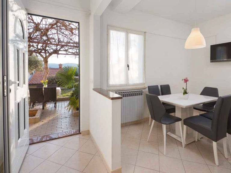 Beautiful apartment with garden & terrace | Pets allowed — photo 4