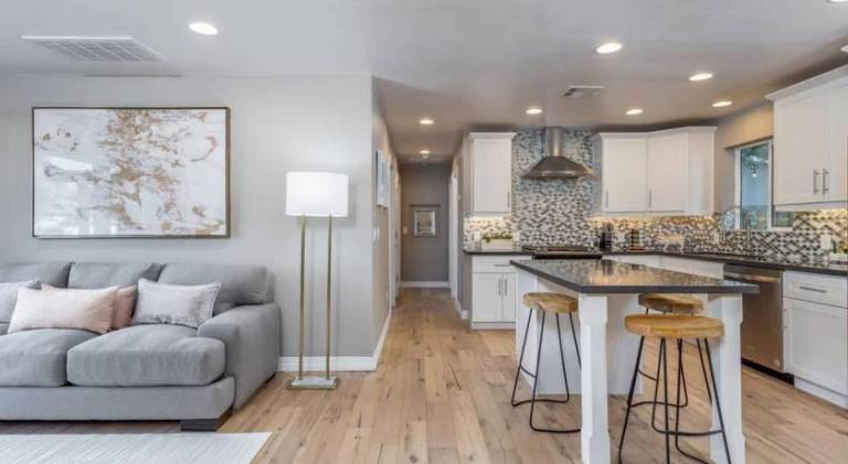 Vacation home with terrace in Phoenix, AZ