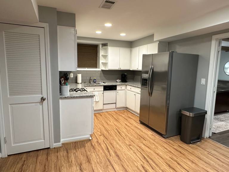 Apartment  Roswell
