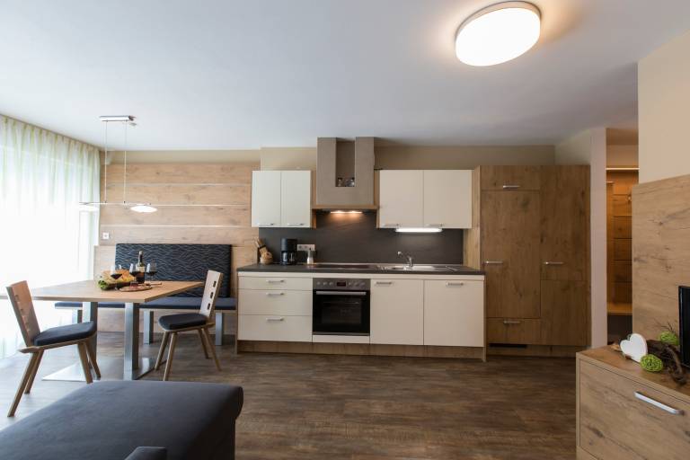Child-friendly pleasant holiday apartment with yard & fast internet | Garden view | Close to the ski | Dogs allowed — photo 4