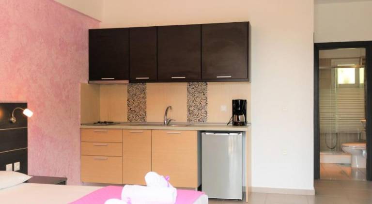 Beautiful serviced apartment with terrace & garden | Dogs allowed — photo 4