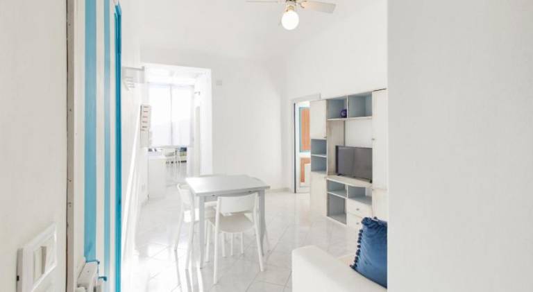 Apartment with 2 rooms for 5 persons in Finale Ligure