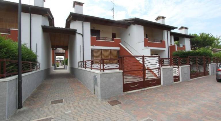 House with 2 rooms for 6 persons — photo 4