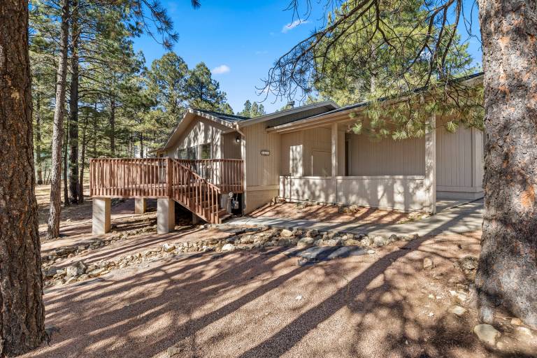 Family-friendly nice house with grill | Mountain view | Pets allowed — photo 2