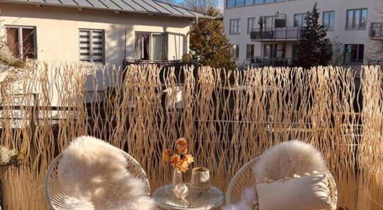 Holiday apartment with patio | Pets are welcome in Schoenefeld