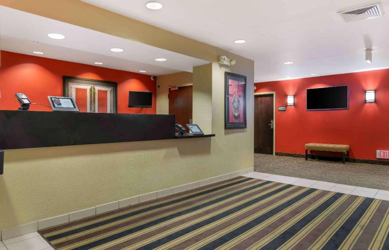 Extended Stay America Suites - Detroit - Metropolitan Airport — photo 3