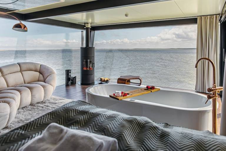 Houseboat Koszalin
